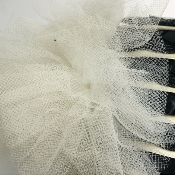 Luci Ame’s Handcrafted Hat Vintage Black with Off White Pompon - Picture 4 of 8